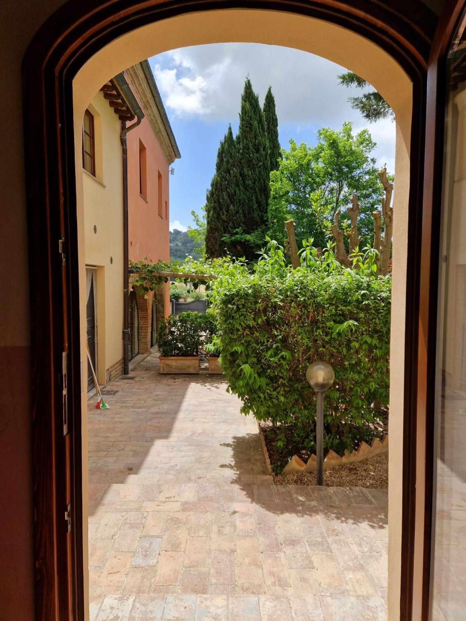 Borgo Dolciano Villa Chiusi Luaran gambar