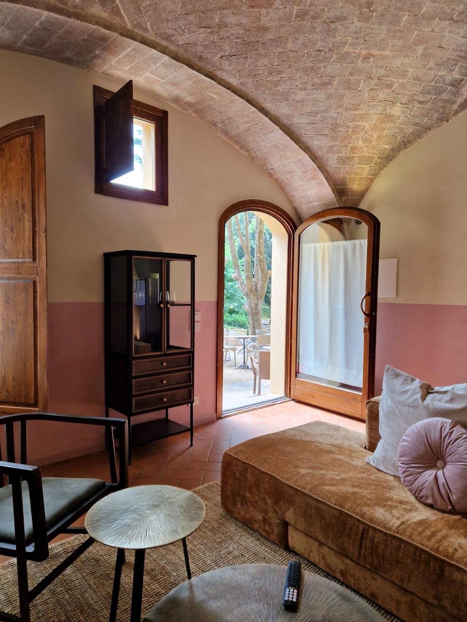 Borgo Dolciano Villa Chiusi Luaran gambar
