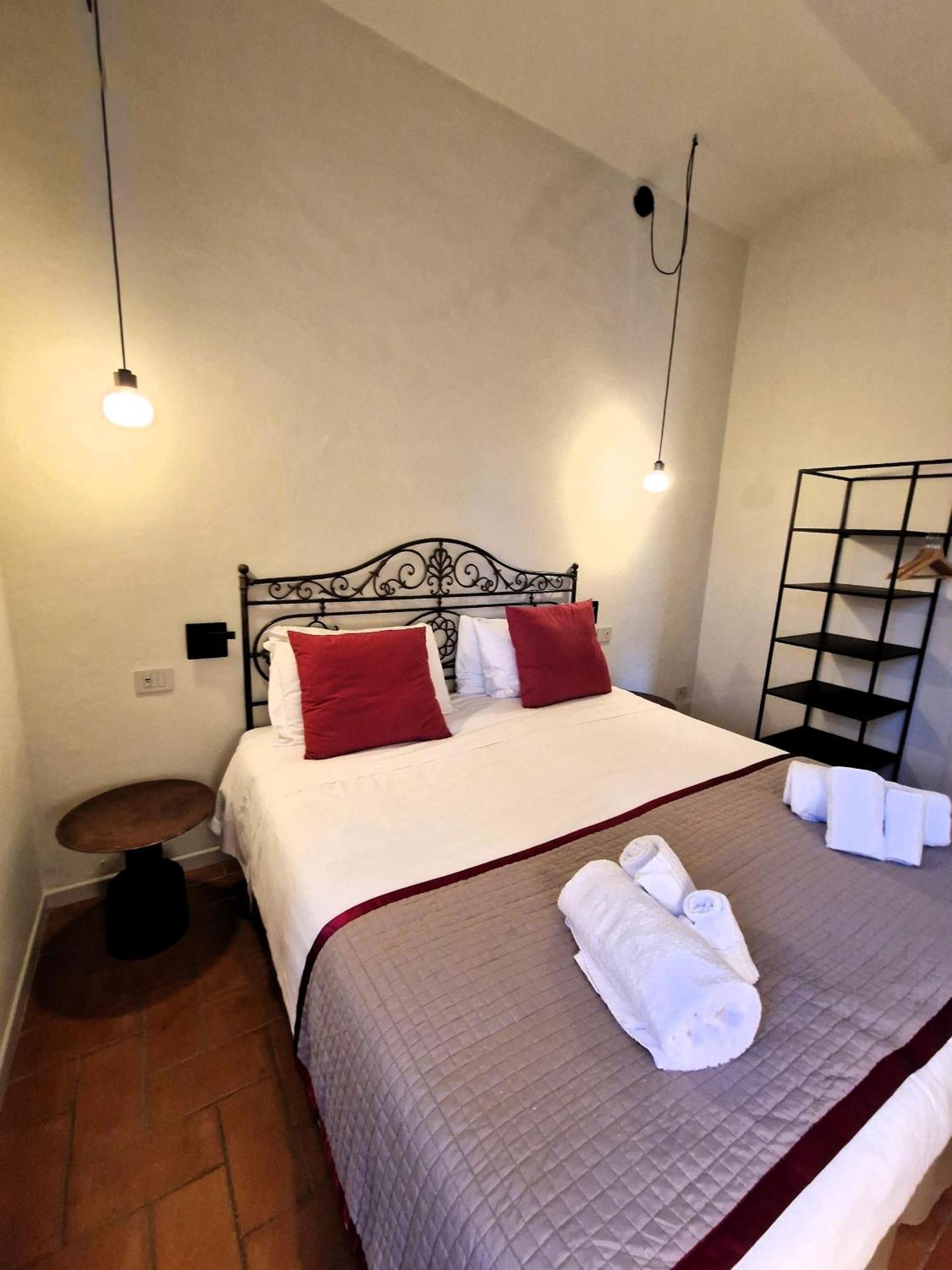 Borgo Dolciano Apartment Chiusi Luaran gambar