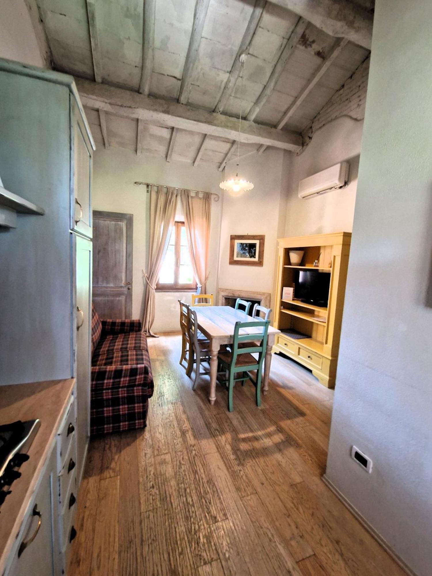Borgo Dolciano Villa Chiusi Luaran gambar